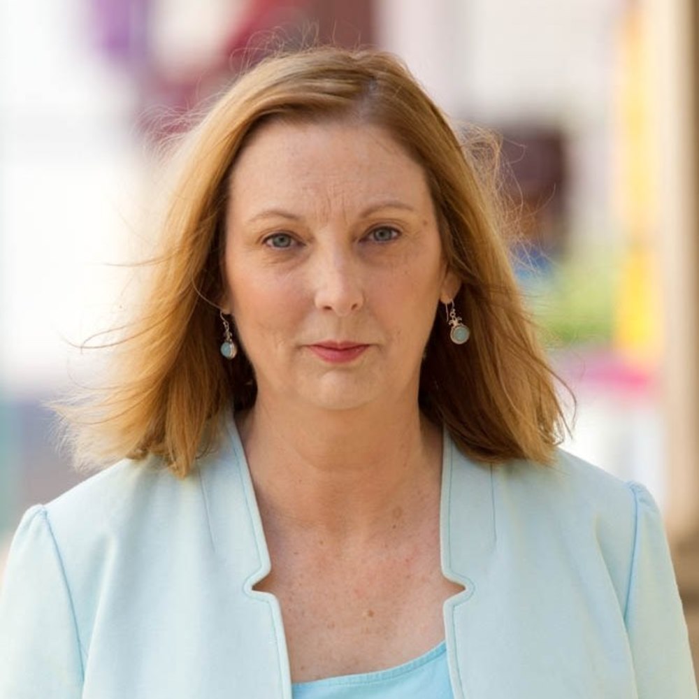 Meet your Posher, Linda